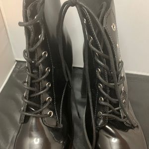 Black lace up bootie.